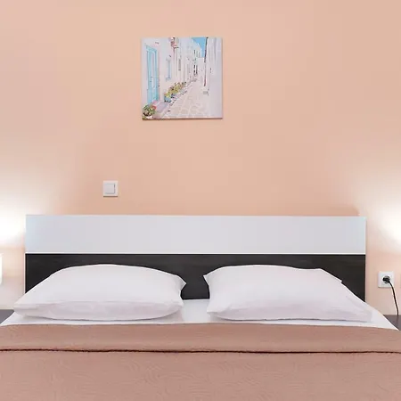 Evmorfia The Beauty Of Simplicity Skála Marión