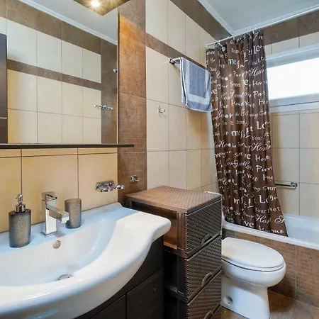 Evmorfia The Beauty Of Simplicity